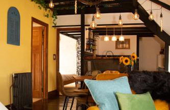 Quirky Boutique 1840s Stable - Foto 1