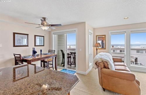 Rockaway oceanview condo,Steps to the beach & Downtown,W&D, WiFi - Foto 15