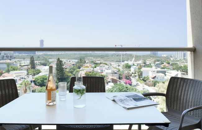 3BR SeaView Apt by the Beach by SeaNRent - Foto 48