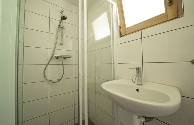 Chalet Near Utrecht With Combimicrowave - Photo 14