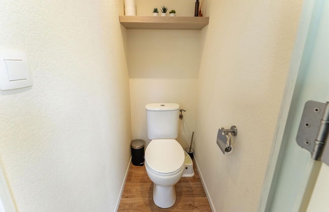 Serene Forest Stay With Comfort - Photo 19