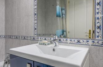 Sensacional Apt 2 Hab 2 baños 4 pax Aljarafe Metro - Photo 6