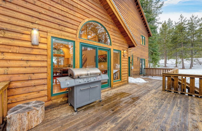 5 Mins to Ski Resort Ping Pong, Pool Table, Deck Donner Ridge by Avantstay - Foto 44