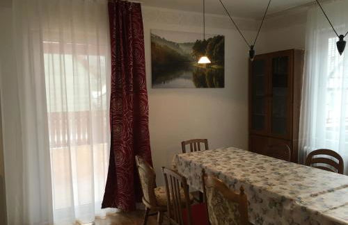 Haus am Fluss mit wunderschöner Dachterrasse mit Flussblick ,Garten und Grill - Foto 7