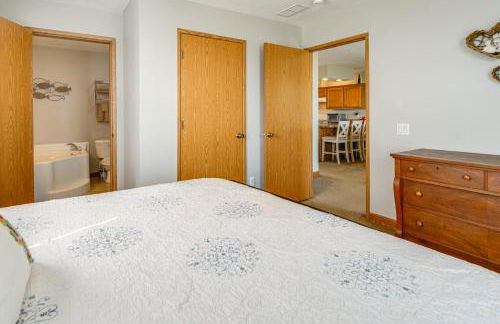 Lake View Dog-Friendly Home with Yard and Fire Pit! - Photo 10