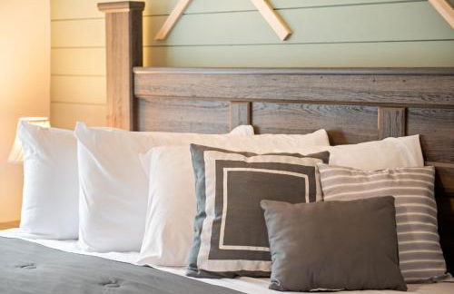 Cozy Cinema Cabin - Hot Tub and More - Foto 28