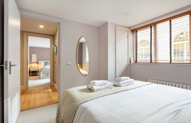 Prime Covent Garden gem with Air-Con - Foto 9