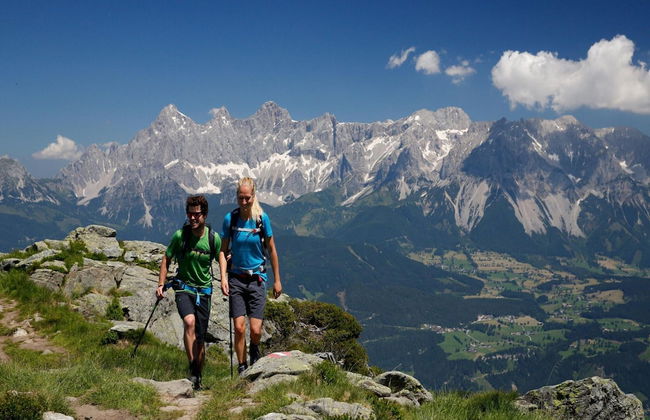 Lush Apartment With Private Sauna - Photo 25