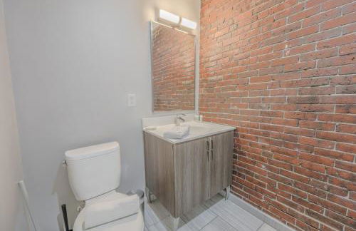 Unbeatable Location 4 bed Loft Parking Optional - Foto 13