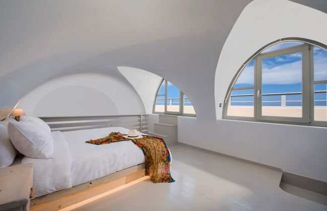 Theano Cave Suites & Villas - Photo 5