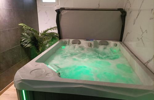 SPA à 2 pas de la plage - Studio - Foto 1