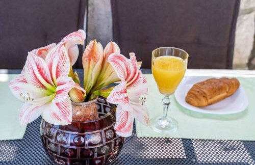 By the sea - Foto 20