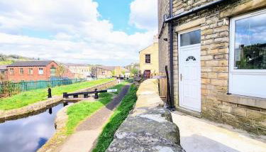 1 Bed Flat - 5 Guests - Pets - Parking - Wifi - Foto 2, Garden, Garden view