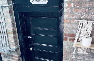 1850s historic Row House 7min train to NYC with private backyard - Foto 46