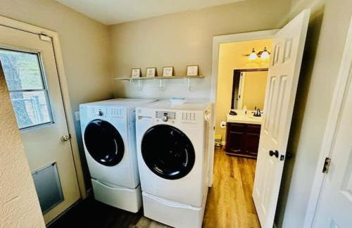 Lighthouse Suite Pet Friendly Hot Tub Sleeps 4 - Foto 5