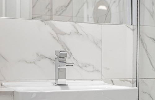 Modern 1 bedroom Apartment with views on West London - Pass the Keys - Foto 29