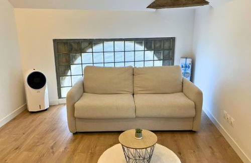 Beau Duplex moderne et calme - gare & centre - idéal pro-couple-famille - Foto 11