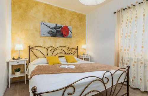 Stylish villa with swimming pool and garden - Foto 5