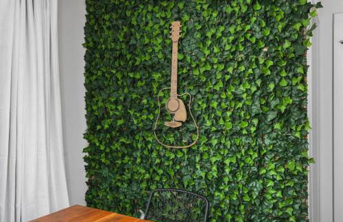 Premium Condo with Huge Patio near Vanderbilt & Downtown - Foto 12