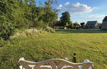 Idyllic secluded hideaway with countryside views on the edge of the Cotswolds - Photo 31