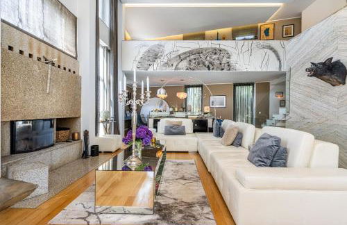 Extravagant 5-Bedroom Mansion - Foto 6