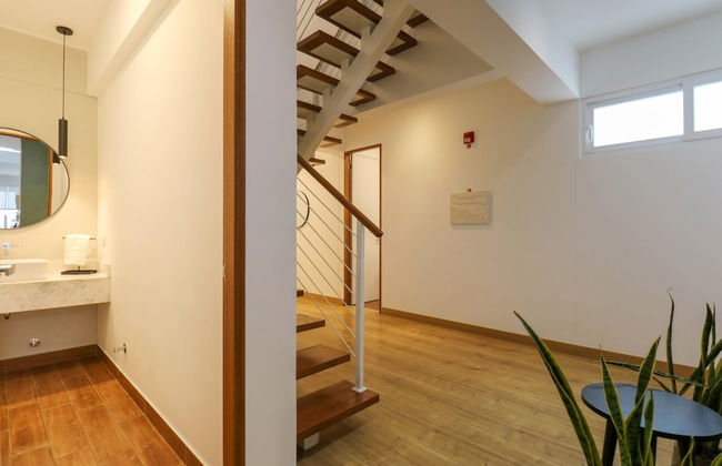 Elegant 3BR Duplex With Balcony in Miraflores - Photo 19