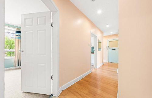 Warm Cosy Family Home With Free Parking - Foto 52