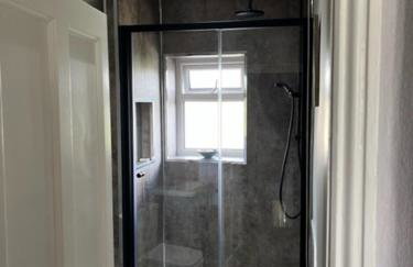 The Blue Cottage with luxurious Super King bed - Photo 29