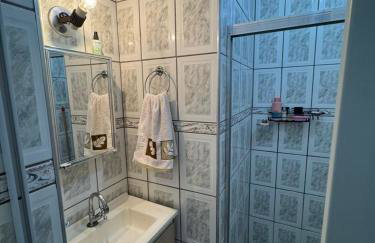Apartamento Ubatuba ao lado das praias de Enseada e Santa Rita - Foto 26