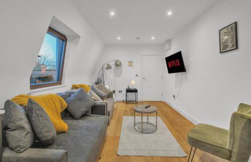 2 Bedroom Flat By Key Light Properties Short Lets & Serviced accommodation two minutes walk from Canada Water Station - Great for Contractors, Group and Family - Foto 20