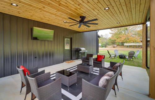 Chic Arkansas Retreat with Patio, Grill and Fire Pit! - Foto 3