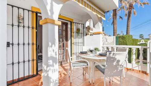 La Campana apt with pool by Costarentals - Ref 60 - Photo 4