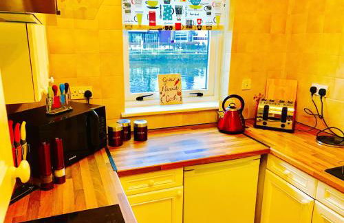 Glasgow City Centre Flat with River Views and Parking - Foto 33