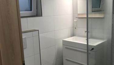 Einliegerwohnung mit Terrasse - Foto 2