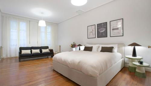 Amplio Apartamento en Casco Viejo - Corazón de Bilbao - Foto 4