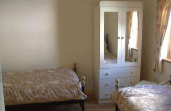 Twin Room Ensuite Near Hillsborough Palaces - Foto 3