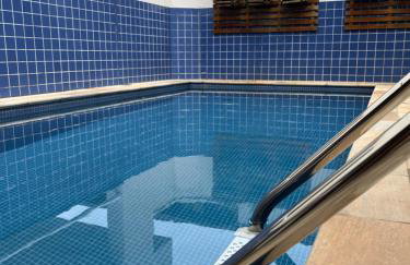 Apt 2 suites com ar condicionado e piscina Ubatuba - Foto 1