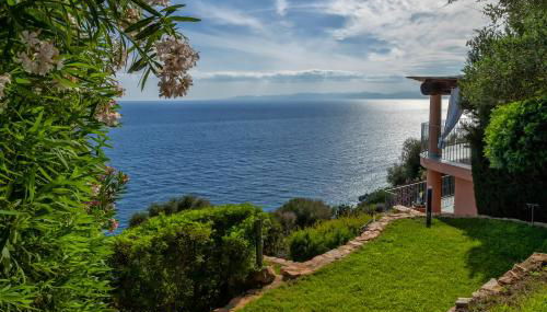 Villa Patty with infinity pool in front of the sea, parking and wifi - Foto 5, Garden