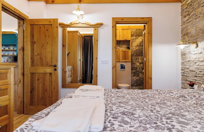 Villa Raphael near Pirin Golf Resort - Photo 14