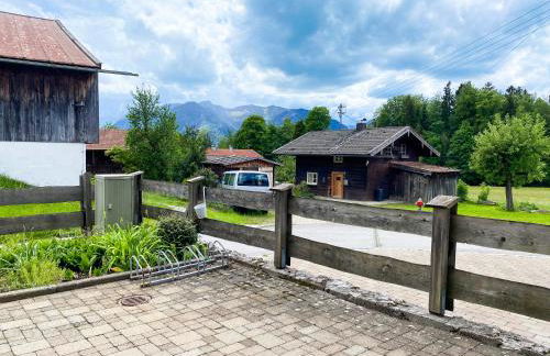 Belisima Apartments I Ferienwohnungen Fischbachau - Breitenstein I Region Schliersee I Historisch & Cozy mit Bergblick I 2 Schlafzimmer I Waschmaschine I Parkplatz I Nähe Supermarkt - Foto 41