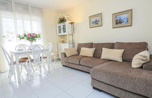 LTIORAL COSTA DORADA - CASA MERCURI Only families - Photo 17