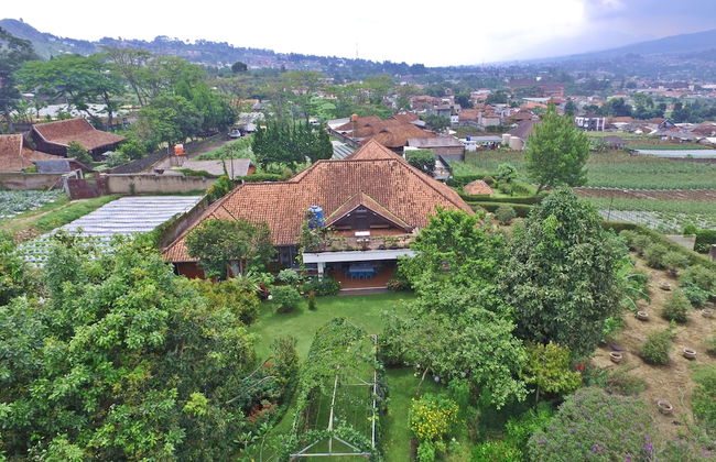 Vila Bunga Merah Gelatik - Photo 53