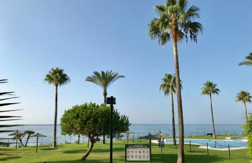 MI CAPRICHO, Beachfront, Grownfloor, Private Garden & Terrace - Photo 37