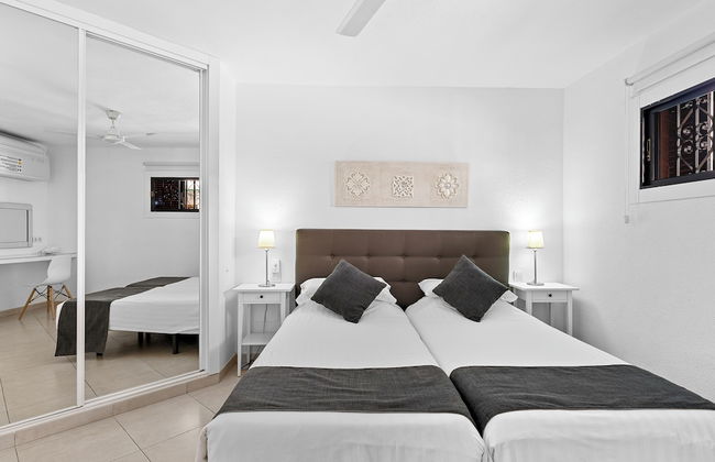 Paloma Beach Apartments - Photo 5