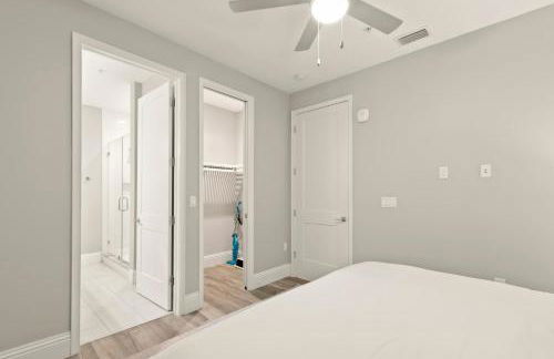 NEW! Canopy Cabana - Luxury Downtown Apartment - Foto 25