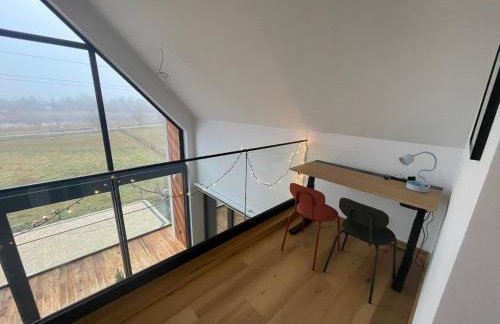 Rumiane pola - stodoła na Mazurach z widokiem na jezioro - Foto 55