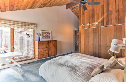 Stylish Wellfleet Home with Patio on 2 Private Acres - Foto 13