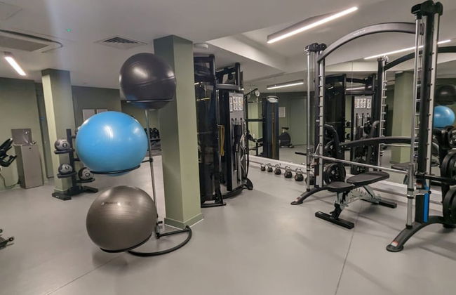 Aberdeen by Charles Hope - Foto 19