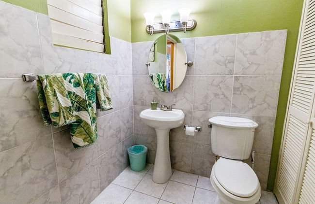 YanceyLargoEstate 2BR Villa w/Mountain Views by RedAwning - Foto 13