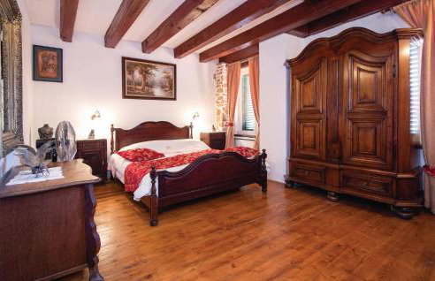 7 Bedroom Gorgeous Home In Grabovac - Photo 32